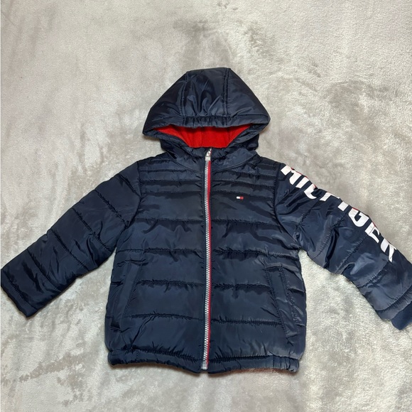 TOMMY HILFIGER NAVY BLUE BOYS puffer coat with warm red fleece lining and hood, - Picture 1 of 3